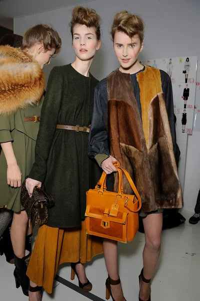 Look 34